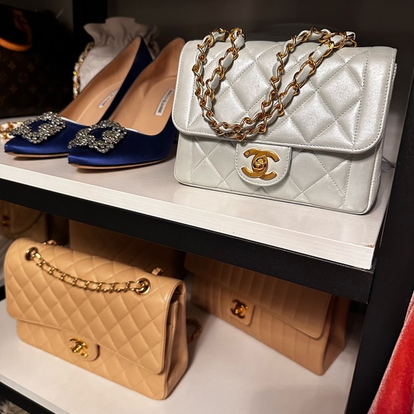 🔴 SOLD 🔴 Vintage Chanel Mini Border Flap Bag - Picture 13 of 17